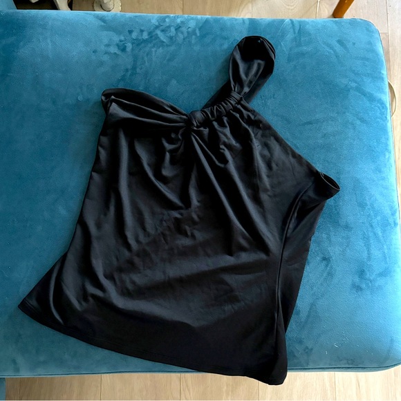 Abercrombie Modern Tank - Picture 1 of 4